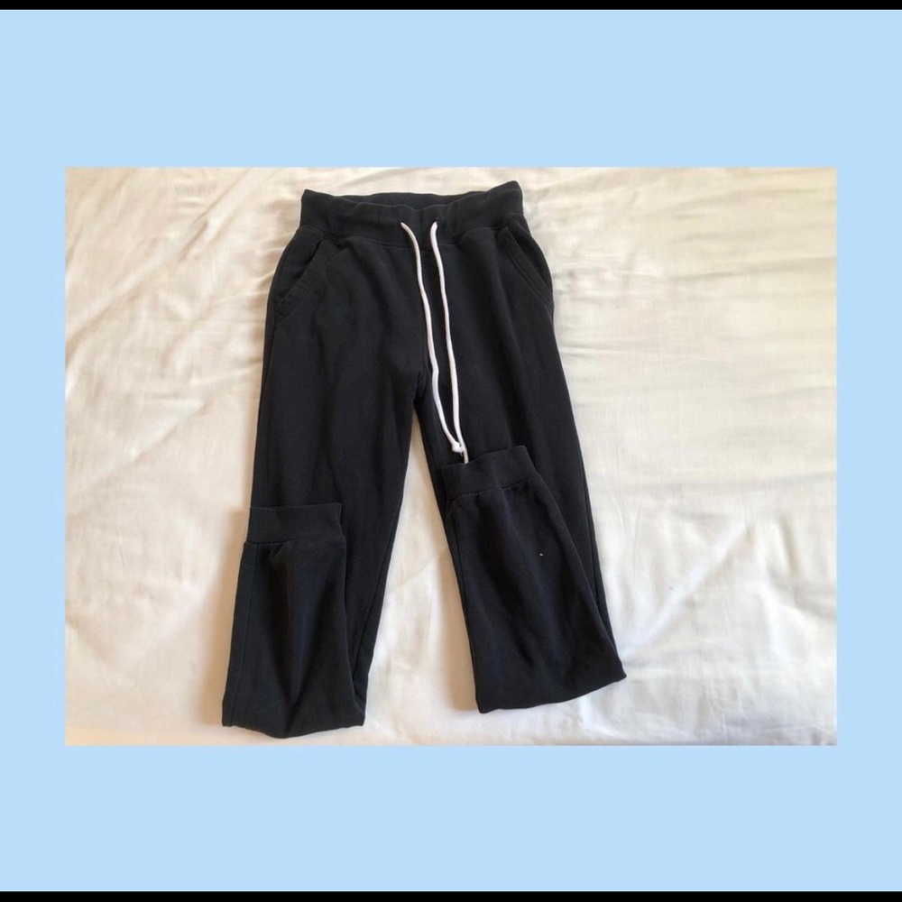 Black sweat pants